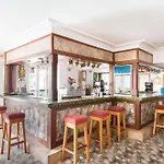 Casa Bauza